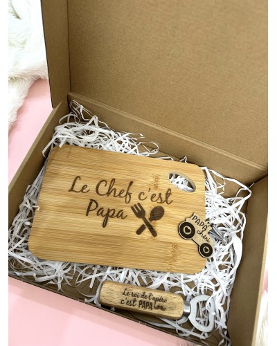 Box fête des pères – Planche à découper, porte-clés et décapsuleur en bois