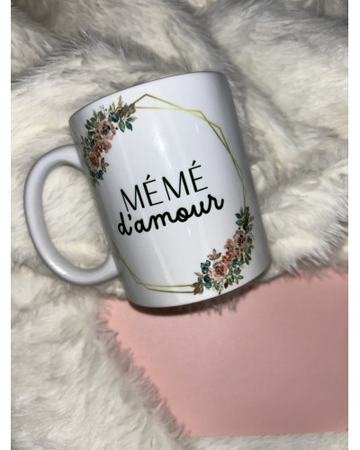 Mug « Mémé d’amour » avec couronne de fleurs – Un message tendre au quotidien